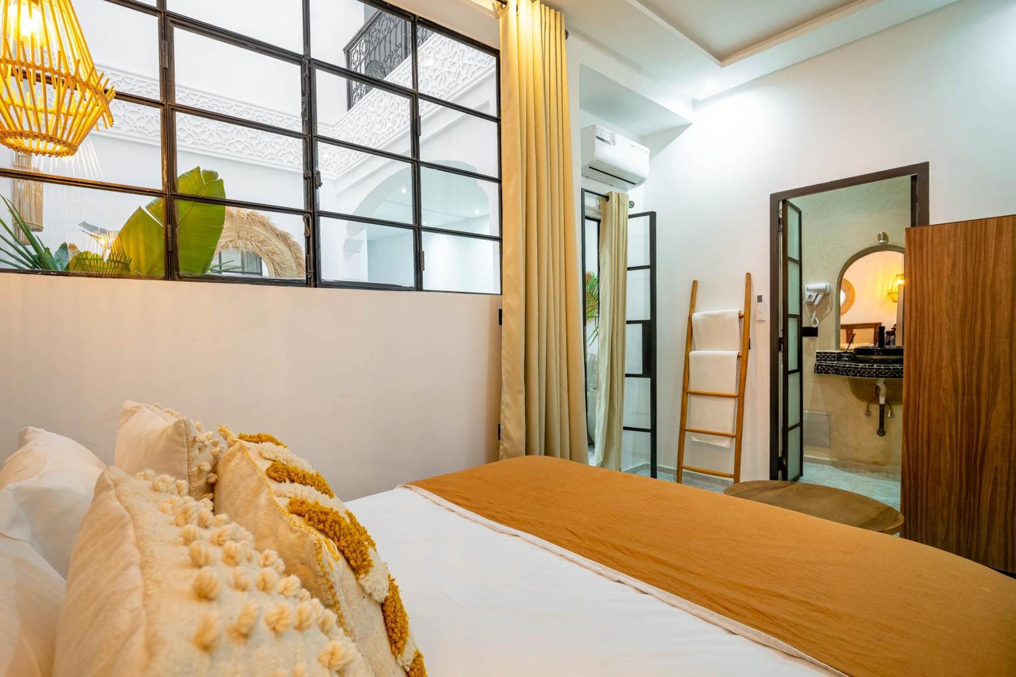Riad La Croix Berbere Deluxe มาร์ราเกช ภายนอก รูปภาพ